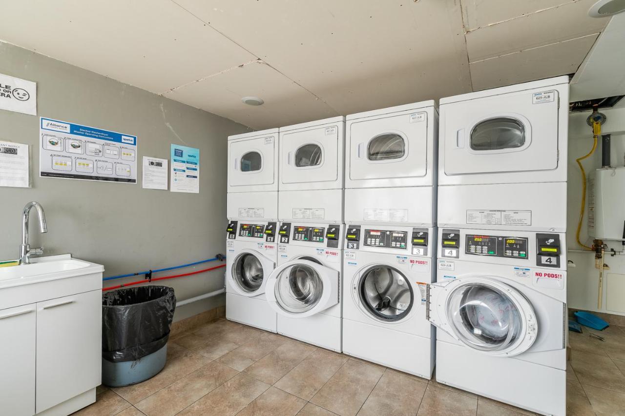 Globalstay Downtown Hamilton Apartments Екстер'єр фото